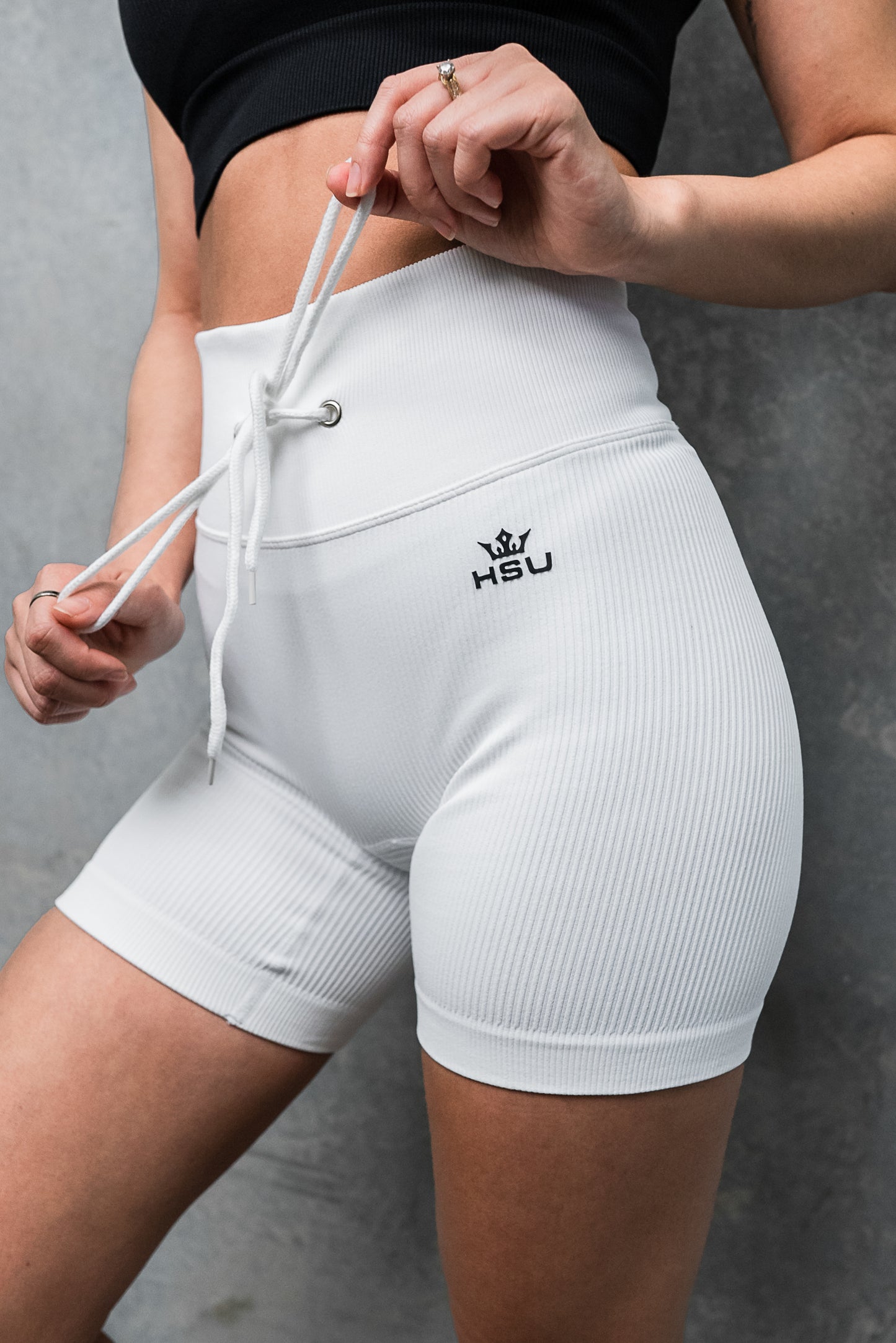 YING & YANG SHORTS x WHITE